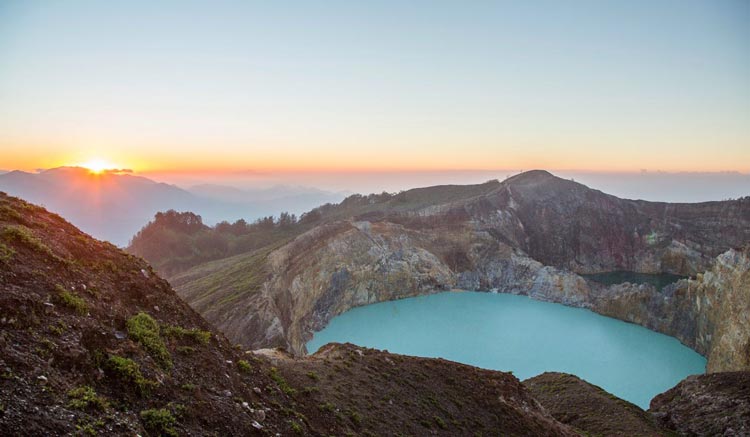 Flores Rainforest Adventure 10D/9N